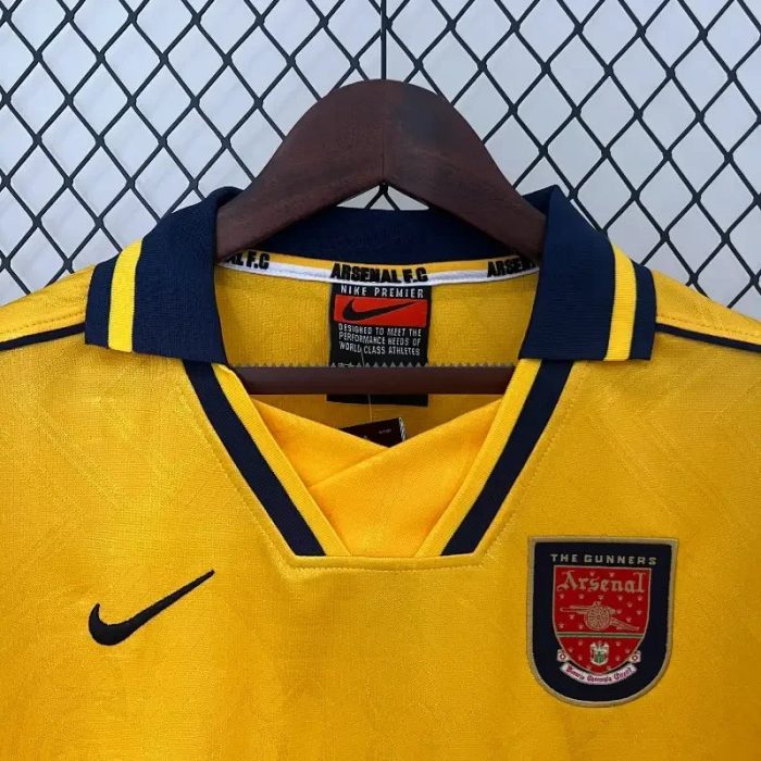 Camiseta Arsenal FC Visitante 1996-97 Retro - Fútbol Club Vintage