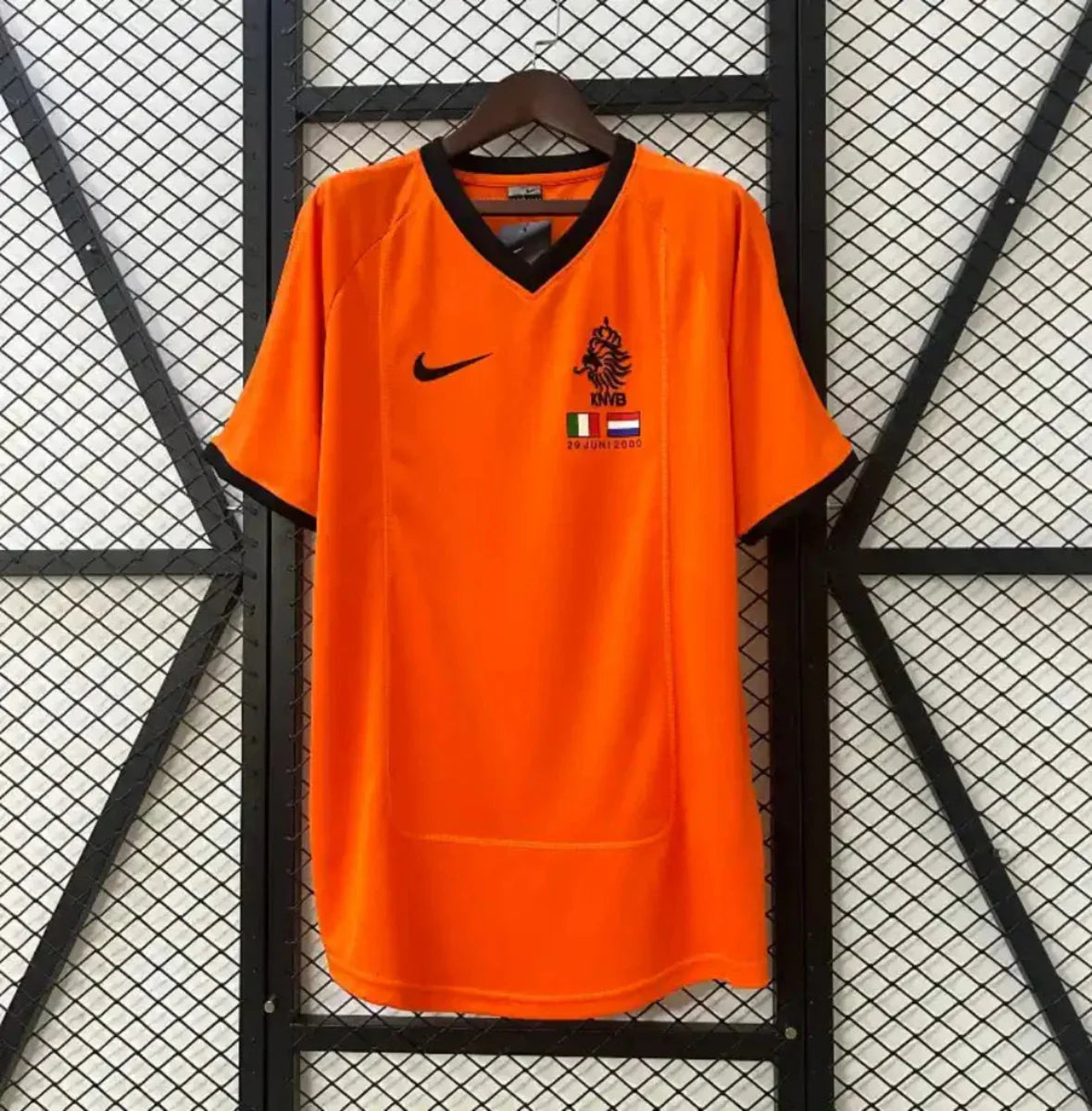 Camiseta Retro Países Bajos 2000 - Fútbol Club Vintage