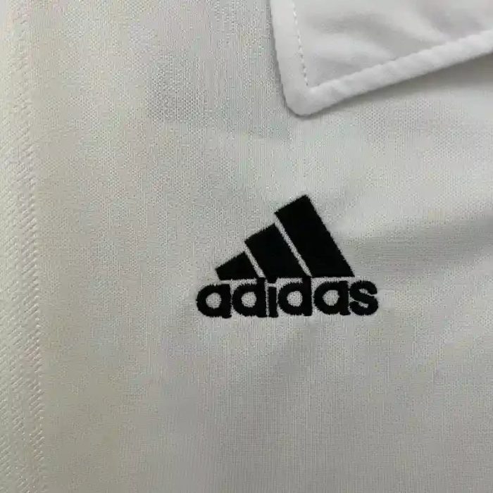 Camiseta Retro Real Madrid 2003-04 - Fútbol Club Vintage