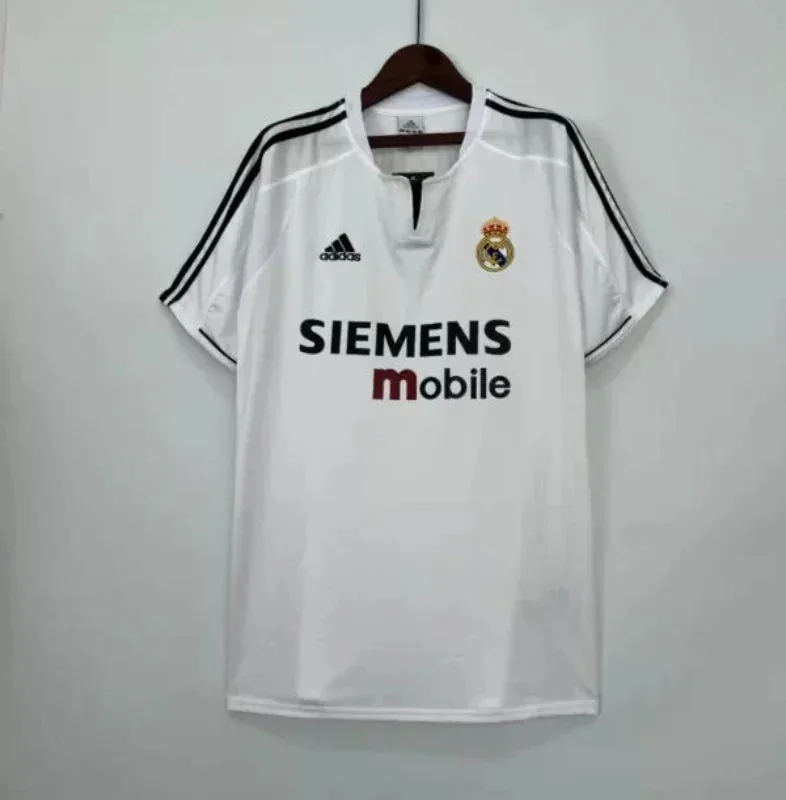 images Camiseta Retro Real Madrid 2003-04 – Presentación Beckham - Fútbol Club Vintage