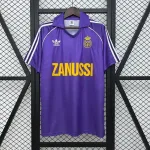 Camiseta Retro Real Madrid Visitante 1984 - Fútbol Club Vintage