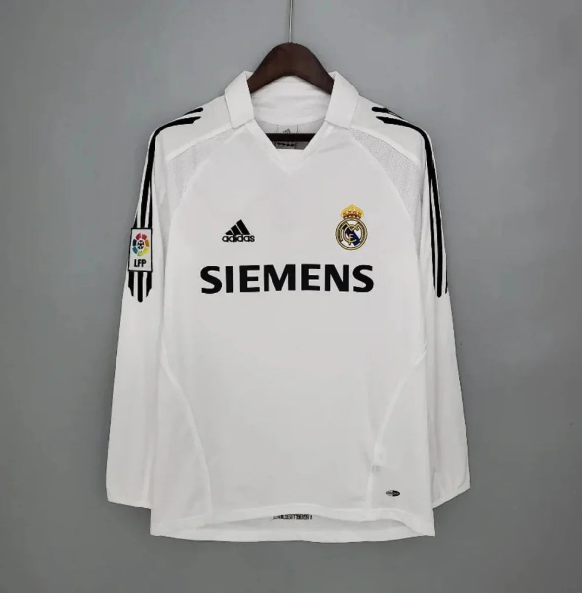 Camiseta Clásica Real Madrid Manga Larga 2005-06 - Fútbol Club Vintage