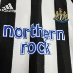 Camiseta Retro Newcastle United Manga Larga 2003-05 - Fútbol Club Vintage