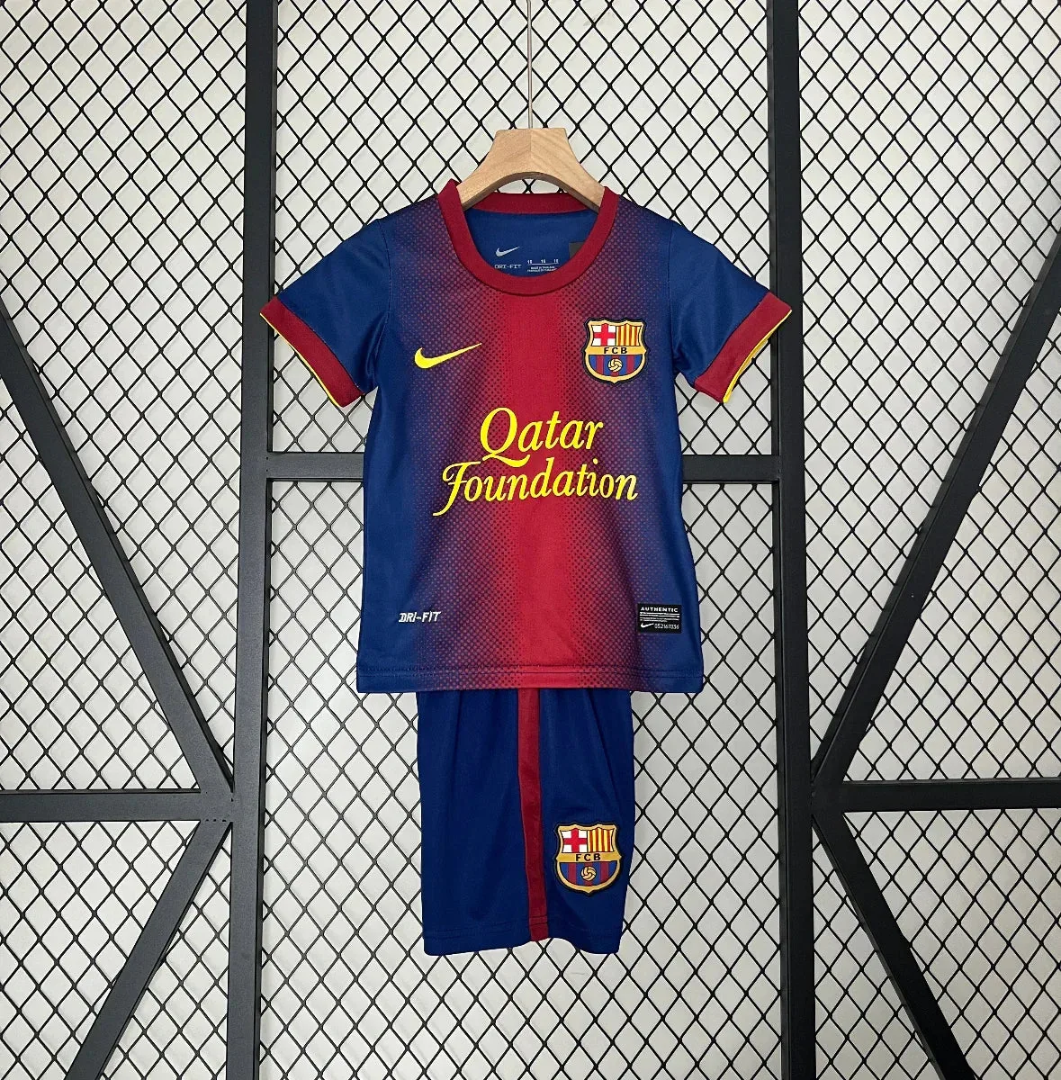 images FC Barcelona Niños 2012-13 - Fútbol Club Vintage