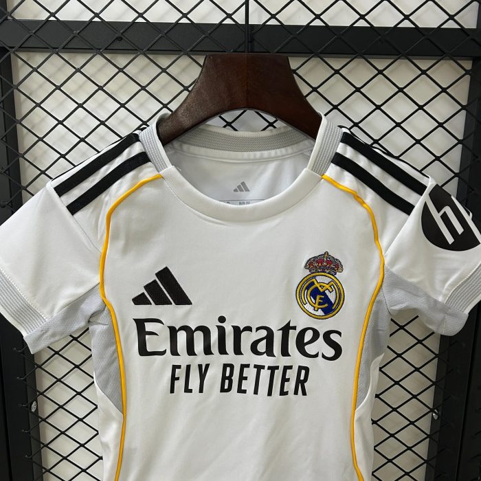 Real Madrid Niños 2025-26 - Fútbol Club Vintage