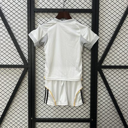 Real Madrid Niños 2025-26 - Fútbol Club Vintage