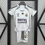 Retro Real Madrid Niños 2006-07 - Fútbol Club Vintage