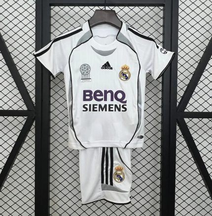 Retro Real Madrid Niños 2006-07 - Fútbol Club Vintage