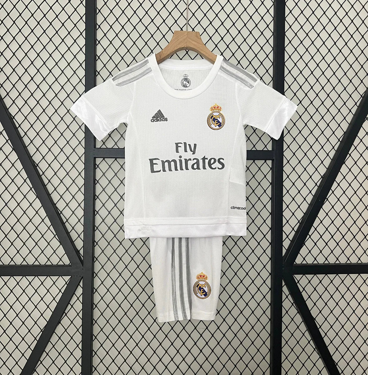 Retro Real Madrid Niños 2015-16 - Fútbol Club Vintage