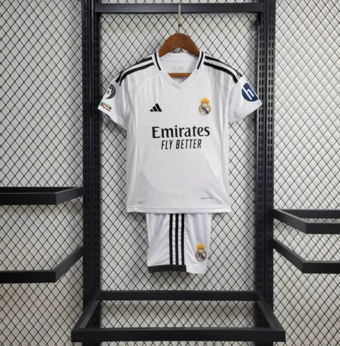 images Real Madrid Niños 2024-25 - Fútbol Club Vintage