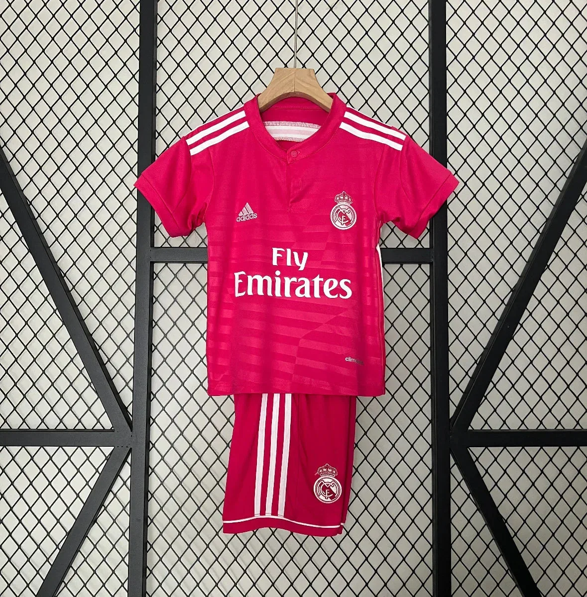 images Retro Real Madrid Niños Visitante 2014-15 - Fútbol Club Vintage