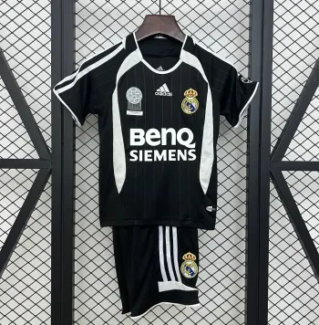 Retro Real Madrid Niños Visitante 2006-07 - Fútbol Club Vintage