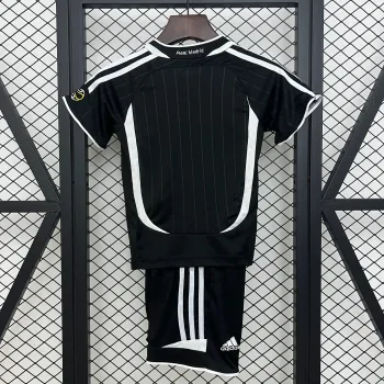 Retro Real Madrid Niños Visitante 2006-07 - Fútbol Club Vintage