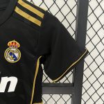 Retro Real Madrid Visitante Niños 2011-12 - Fútbol Club Vintage