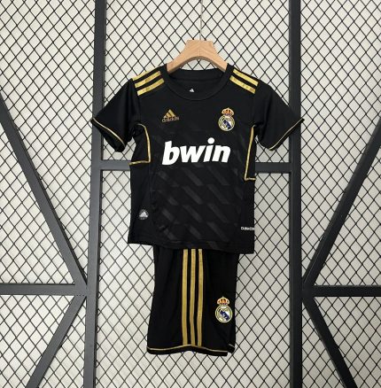 Retro Real Madrid Visitante Niños 2011-12 - Fútbol Club Vintage
