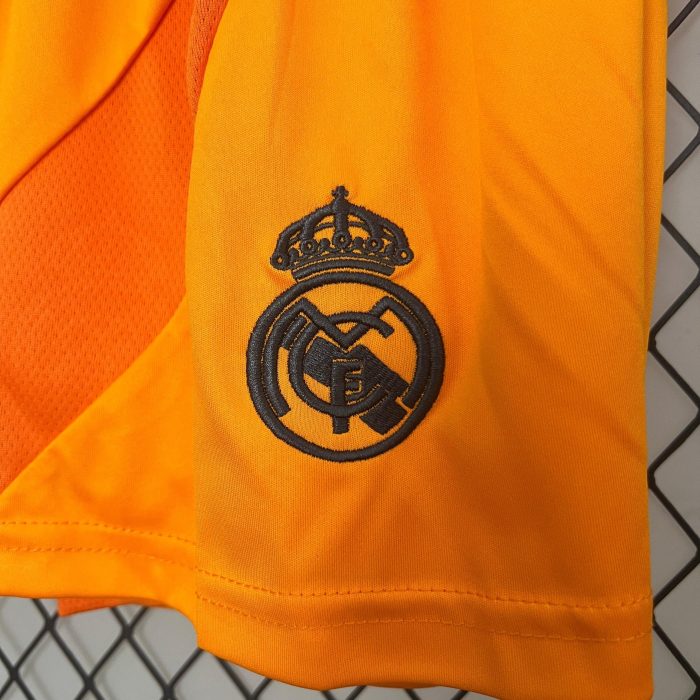 Real Madrid Niños Visitante 2024-25 - Fútbol Club Vintage