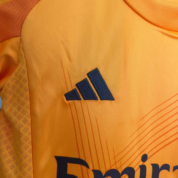 Real Madrid Niños Visitante 2024-25 - Fútbol Club Vintage