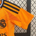 Real Madrid Niños Visitante 2024-25 - Fútbol Club Vintage