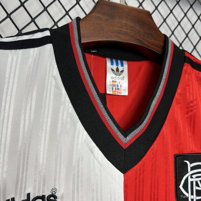 Camiseta Retro Rangers FC Visitante 1995-96 - Fútbol Club Vintage