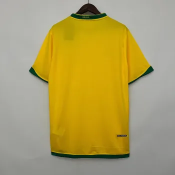 Camiseta Retro Brasil 2006 - Fútbol Club Vintage