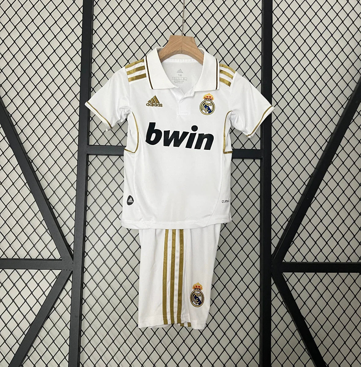 Retro Real Madrid Niños 2011-12 - Fútbol Club Vintage