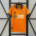 Camiseta Retro Valencia Visitante 1999-00 - Fútbol Club Vintage