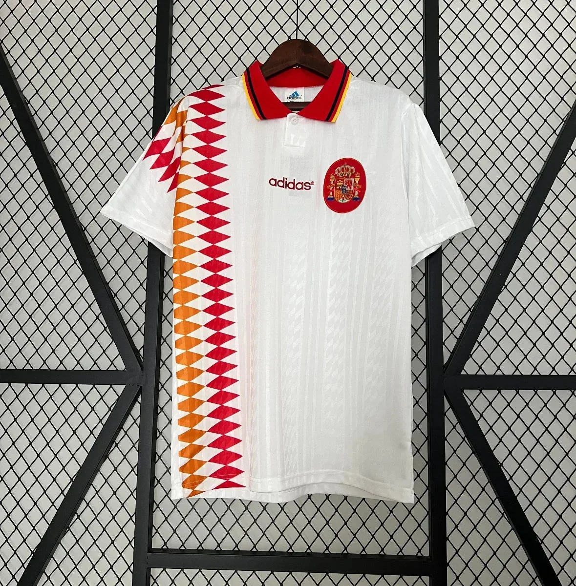 images Camiseta Retro España Visitante 1994 - Fútbol Club Vintage
