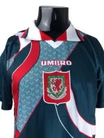 Retro Gales Visitante 1994 - Fútbol Club Vintage