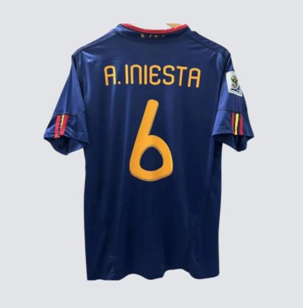 Camiseta Retro España 2010-11 Iniesta - Fútbol Club Vintage