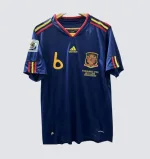 Camiseta Retro España 2010-11 Iniesta - Fútbol Club Vintage