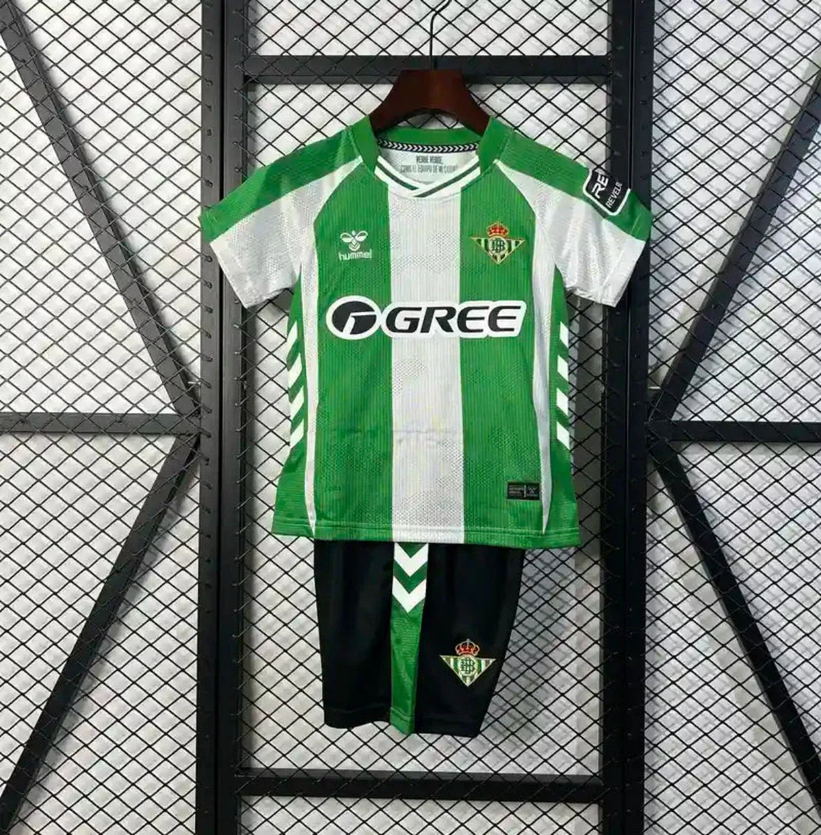 images Real Betis Balonpié Niños 2025-26 - Fútbol Club Vintage